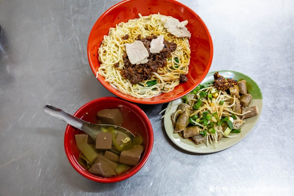 原僑愛市場麵店|桃園大溪介壽路美食,餐點菜單價格,在地40年 - 第15張圖 原僑愛市場麵店|桃園大溪介壽路美食,餐點菜單價格,在地40年