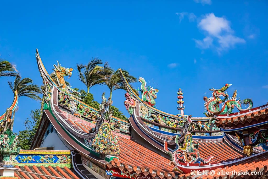 桃園大溪蓮座山觀音寺｜香火鼎盛需登百步雲梯才可拜拜