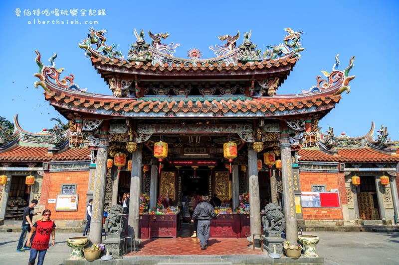 桃園大溪蓮座山觀音寺｜香火鼎盛需登百步雲梯才可拜拜