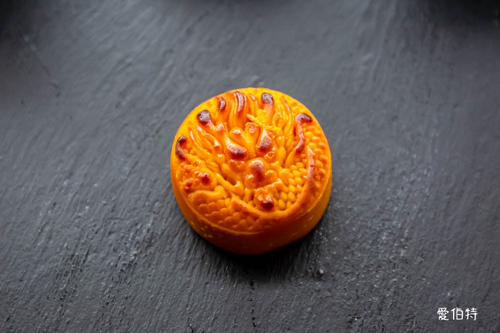 2024月餅禮盒推薦．茶翡鎏金月光祥龍禮盒（桃園團購社限時優惠） @愛伯特