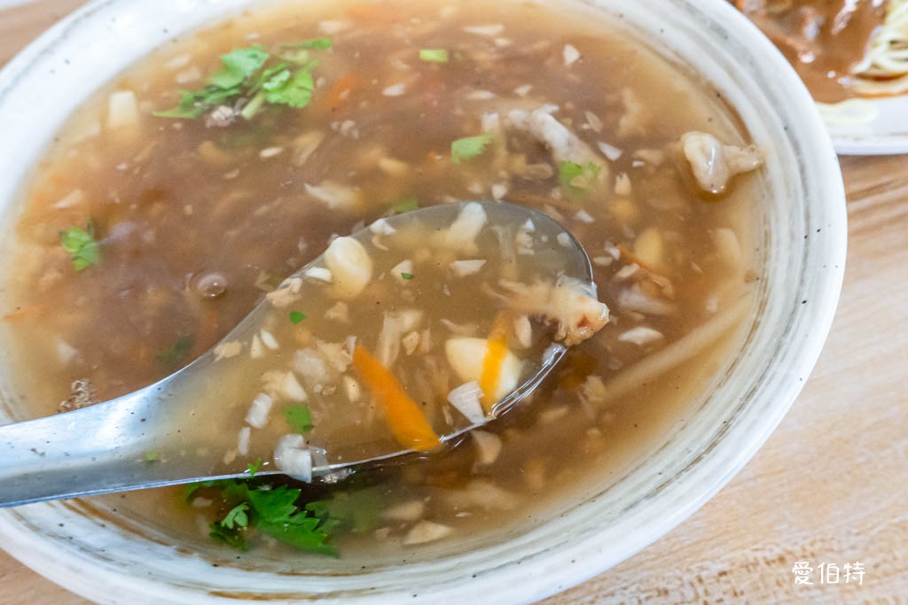 桃園陳記涼麵蒜味肉羹｜建新公園早午餐，蒜味真的很狂 @愛伯特