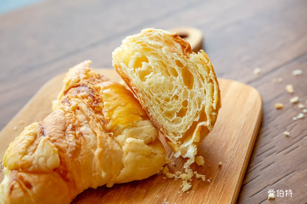 淡水廣泰香西點麵包|20款菠蘿麵包可挑選,三芝老字號 @愛伯特