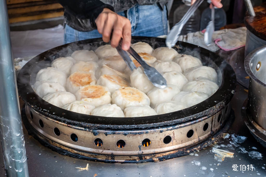 龜山早餐推薦|素食香菇麵線煎包,韭菜水煎包味道不錯便宜好吃 @愛伯特