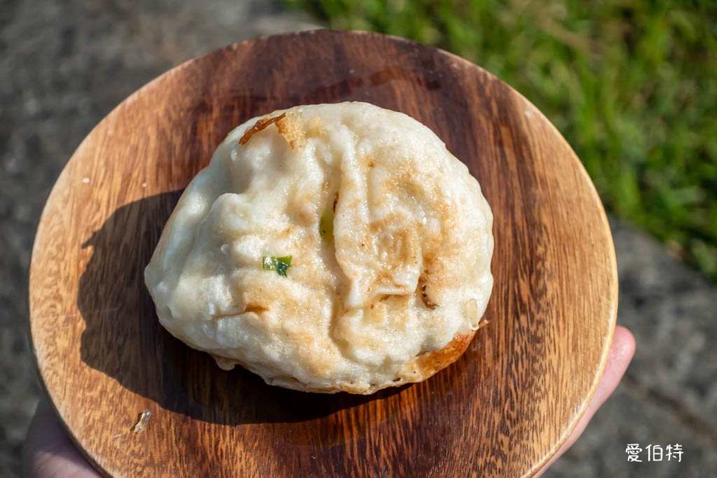 龜山早餐推薦|素食香菇麵線煎包,韭菜水煎包味道不錯便宜好吃 @愛伯特