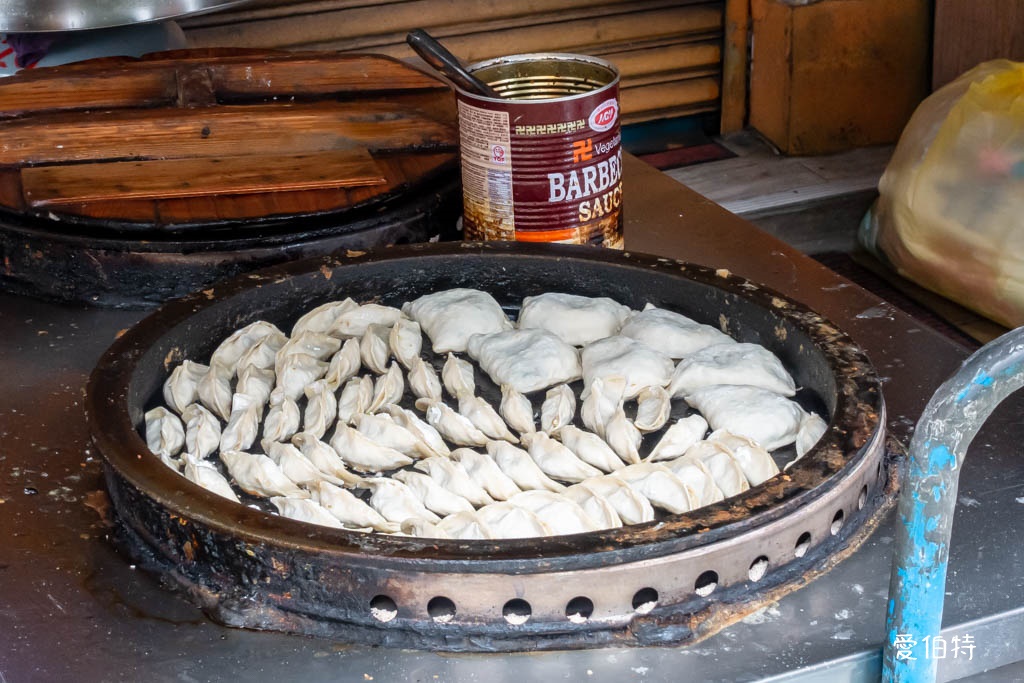 龜山早餐推薦|素食香菇麵線煎包,韭菜水煎包味道不錯便宜好吃 @愛伯特
