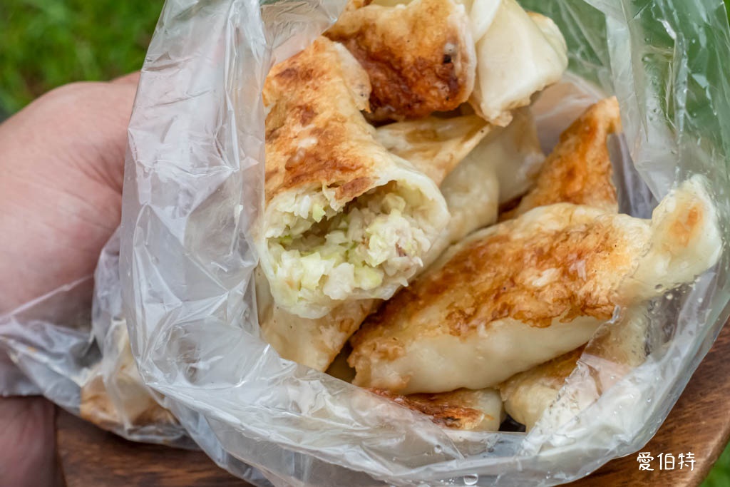 龜山早餐推薦|素食香菇麵線煎包,韭菜水煎包味道不錯便宜好吃 @愛伯特