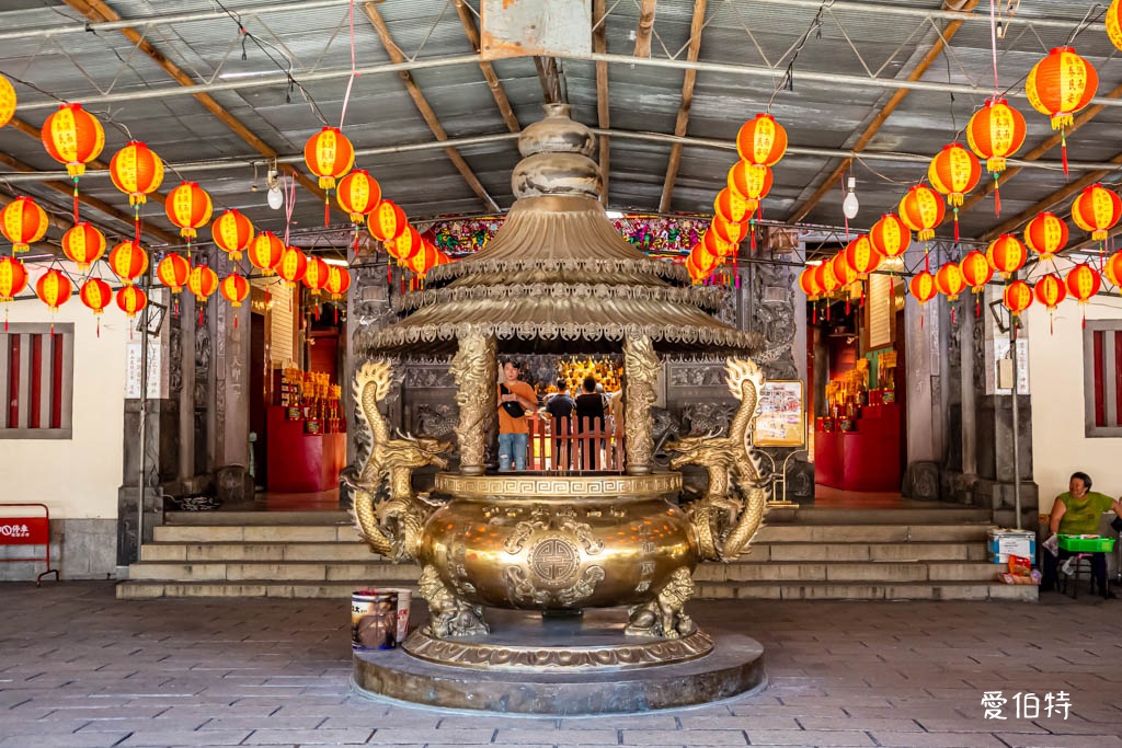 龜山壽山巖觀音寺拜什麼?桃園最古老百年古剎、主祀神明、花季 @愛伯特