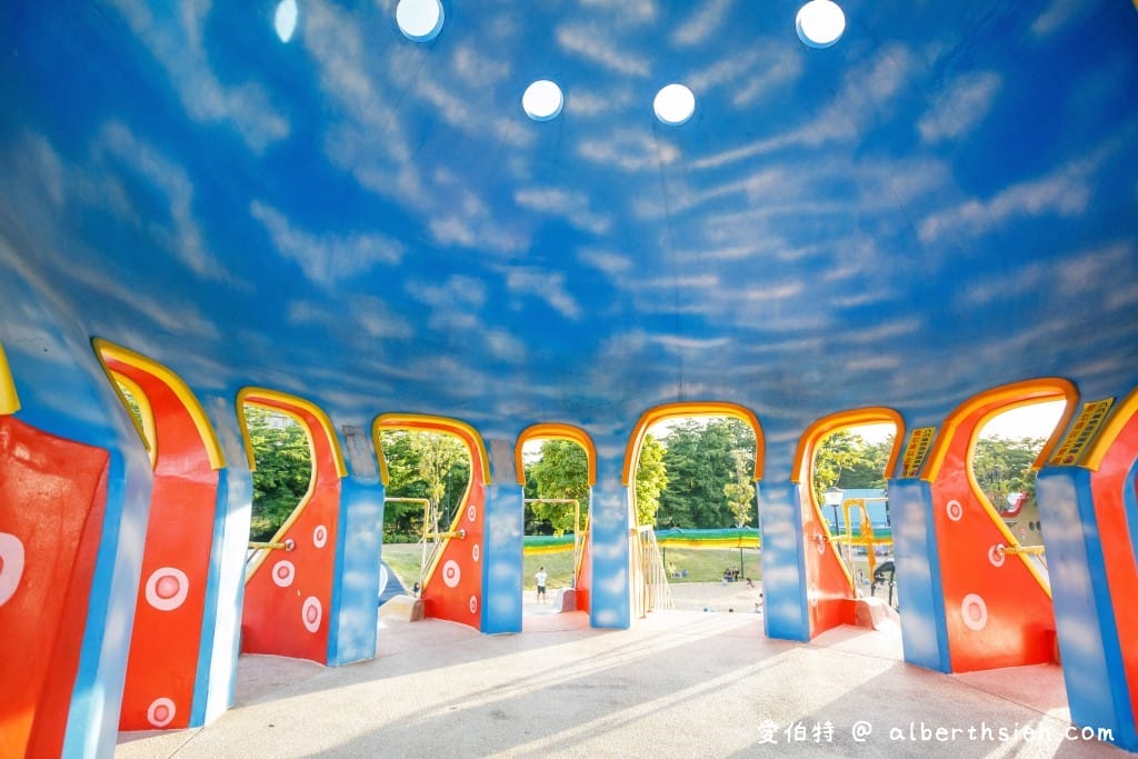 苗栗貓裏喵親子公園（八爪章魚溜滑梯、半遮陽沙坑、鞦韆、寬敞草地野餐）
