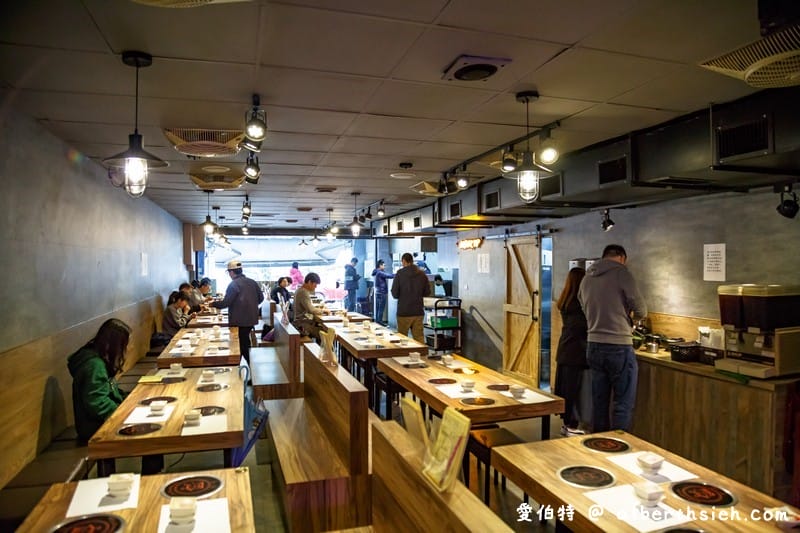 家芬豆花・火鍋．龜山林口長庚美食（起司牛奶鍋飽足又好吃，加點豆花還可折15元）