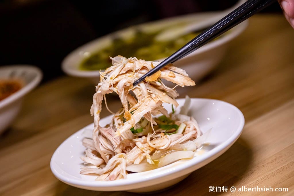 瘋魚下飯金湯魚．桃園龜山酸菜魚推薦（200元就能獨享酸菜魚，超好喝酸梅湯，免費喝到飽！）