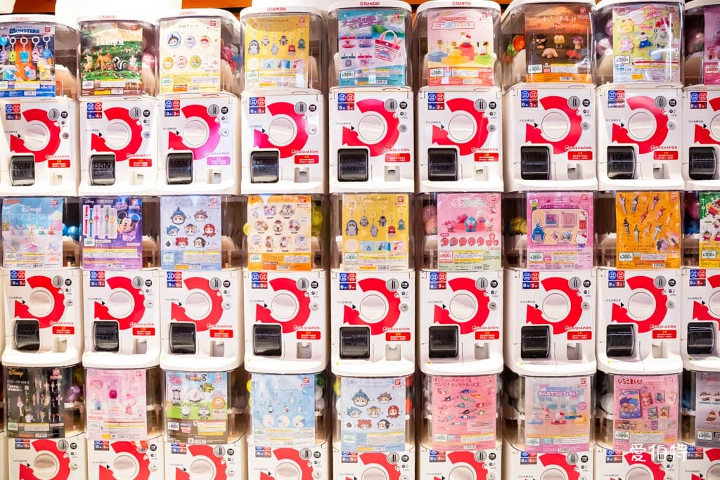 萬代官方扭蛋專賣店台灣@桃知道（全台最大600台扭蛋店）