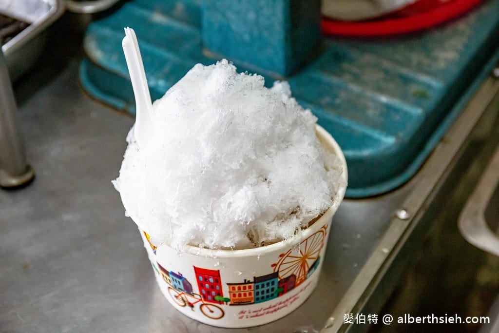 嘉義東石美食．吳氏蚵捲（蚵仔產地蚵仔煎，鹽烤鮮蚵都鮮甜好吃）