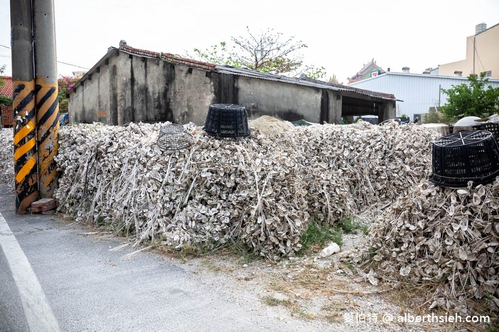 嘉義東石美食．吳氏蚵捲（蚵仔產地蚵仔煎，鹽烤鮮蚵都鮮甜好吃）
