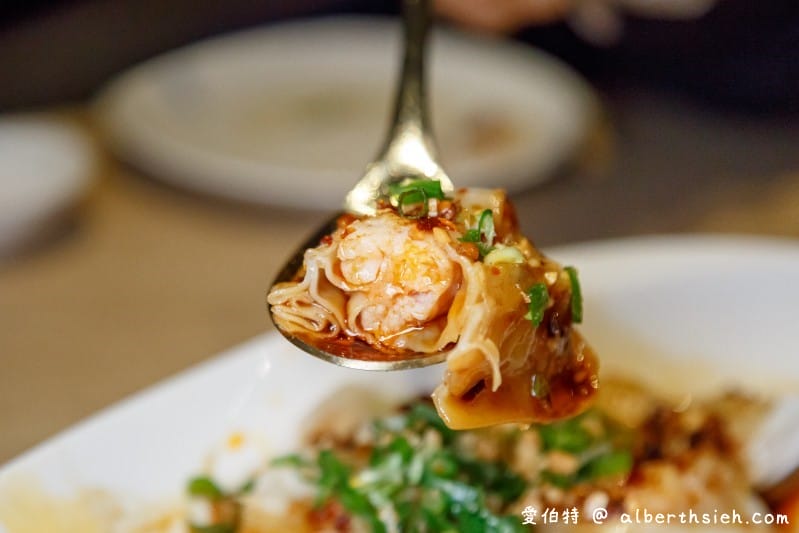漢來上海湯包桃園店(台茂推薦聚餐美食,多款精緻湯包,煎包排骨飯也好吃) - 第28張圖 漢來上海湯包桃園店(台茂推薦聚餐美食,多款精緻湯包,煎包排骨飯也好吃)