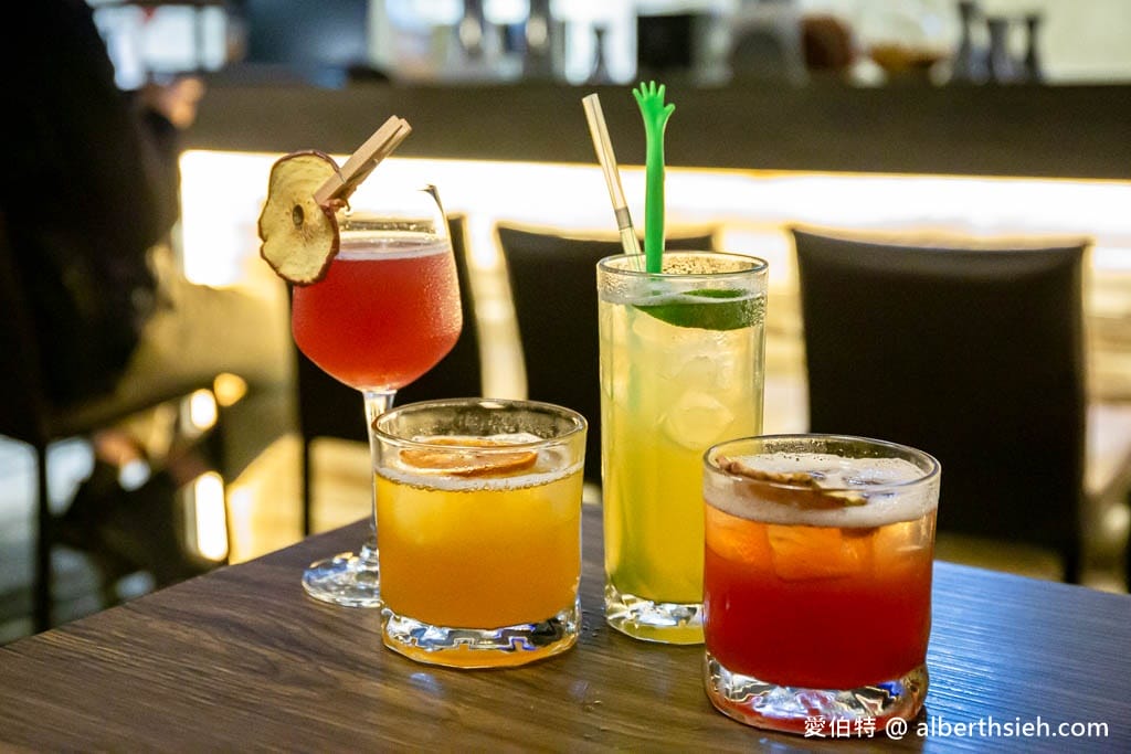 獨角落Do Bar(北車店)(有駐唱氛圍很棒很放鬆的沙發酒吧) - 第30張圖 獨角落Do Bar(北車店)(有駐唱氛圍很棒很放鬆的沙發酒吧)