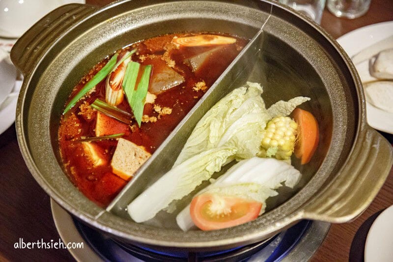 老陳家夫妻肺片．桃園八德火鍋（麻辣湯頭不死鹹鴨血超好吃）
