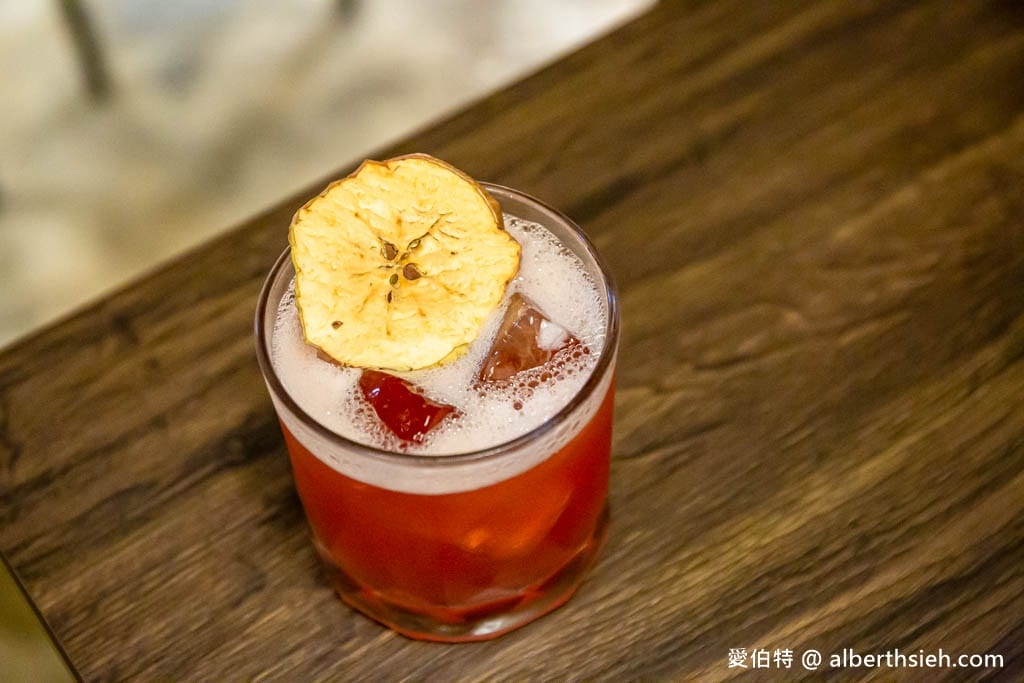獨角落Do Bar(北車店)(有駐唱氛圍很棒很放鬆的沙發酒吧) - 第32張圖 獨角落Do Bar(北車店)(有駐唱氛圍很棒很放鬆的沙發酒吧)