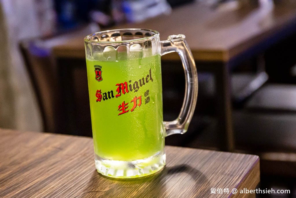獨角落Do Bar(北車店)(有駐唱氛圍很棒很放鬆的沙發酒吧) - 第41張圖 獨角落Do Bar(北車店)(有駐唱氛圍很棒很放鬆的沙發酒吧)