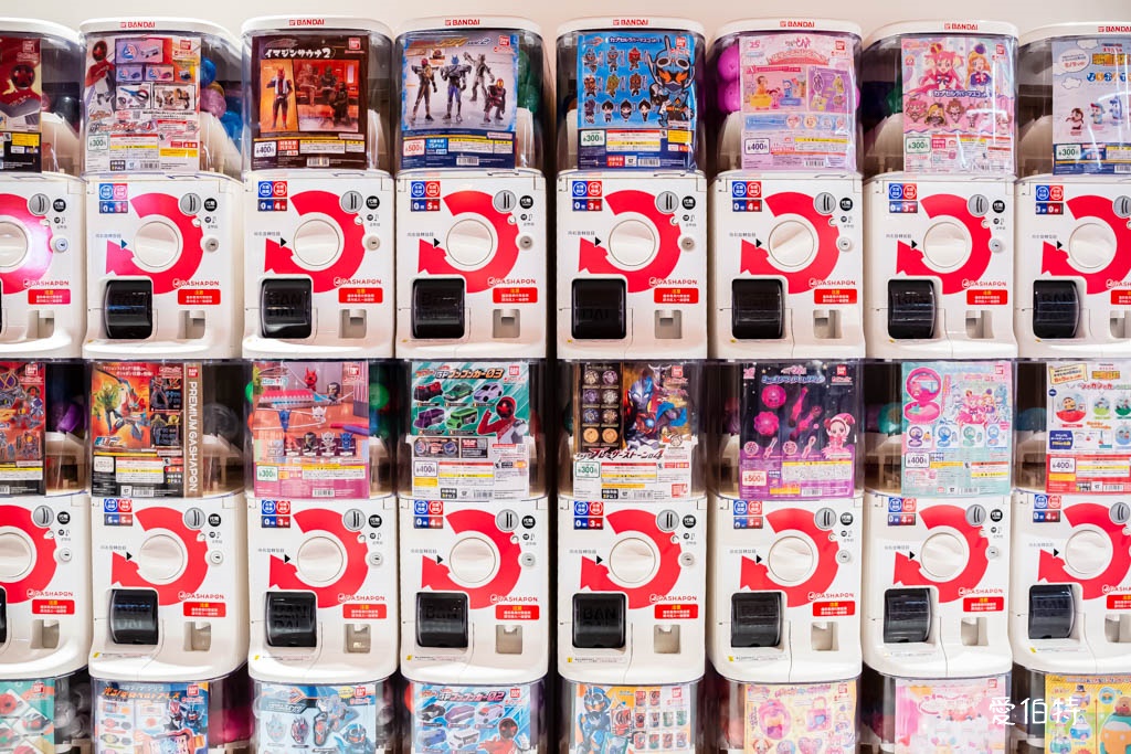 萬代官方扭蛋專賣店台灣@桃知道（全台最大600台扭蛋店） @愛伯特
