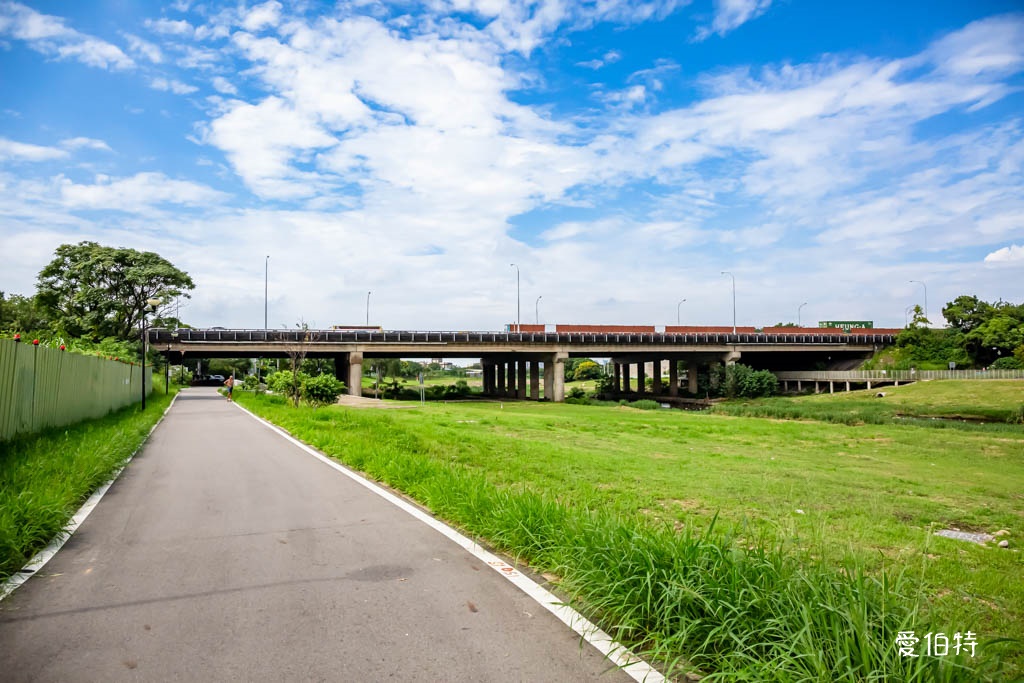 中壢老街溪河濱步道｜桃園超狂景點？年吸1053萬人次造訪 @愛伯特