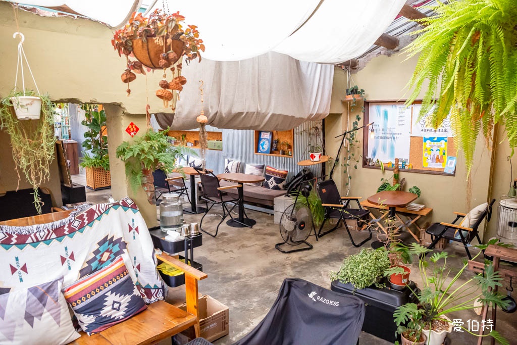 中壢我們他們。一起野餐咖啡廳，老街溪不限時露營風超放鬆 @愛伯特