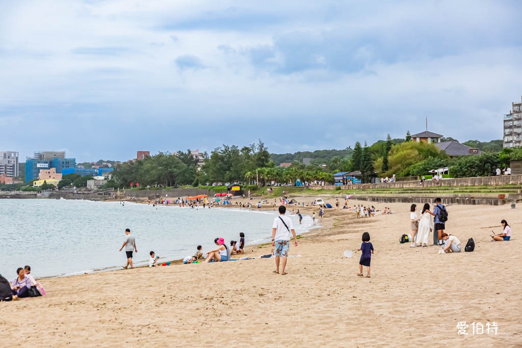 三芝淺水灣海濱公園（北海岸親子玩水玩沙免費景點） @愛伯特