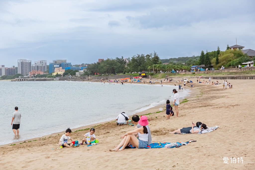 三芝淺水灣海濱公園(北海岸親子玩水玩沙免費景點) @愛伯特