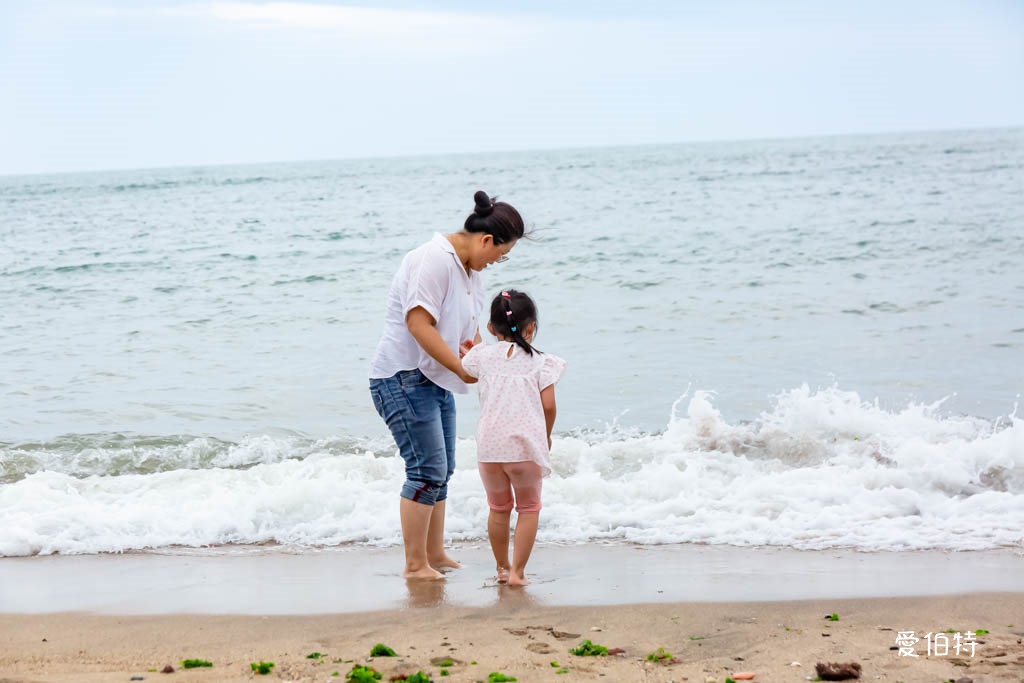 三芝淺水灣海濱公園（北海岸親子玩水玩沙免費景點） @愛伯特