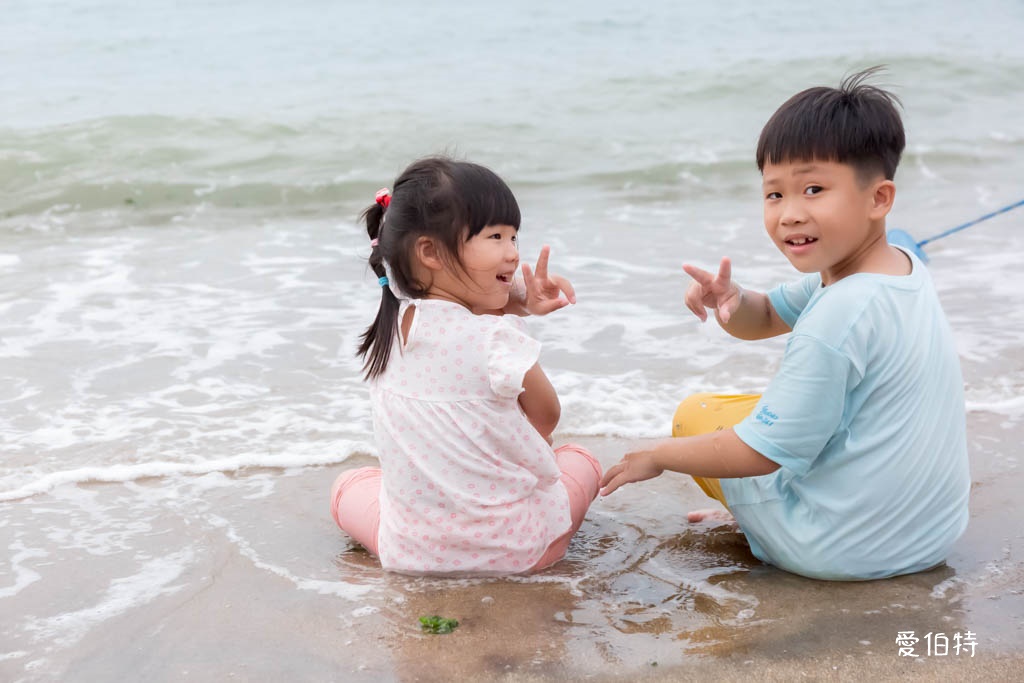 三芝淺水灣海濱公園（北海岸親子玩水玩沙免費景點） @愛伯特
