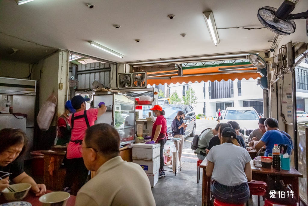 中壢瞎仔巷50年老麵店｜在地人從小吃到大的客家麵店 @愛伯特