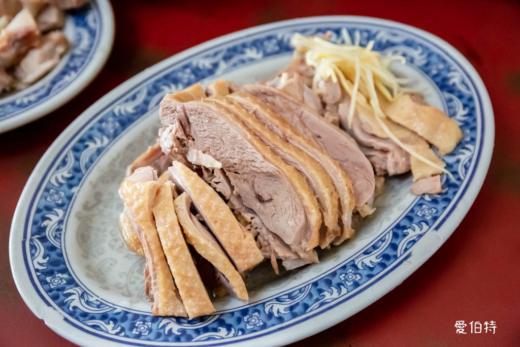 中壢瞎仔巷50年老麵店｜在地人從小吃到大的客家麵店 @愛伯特