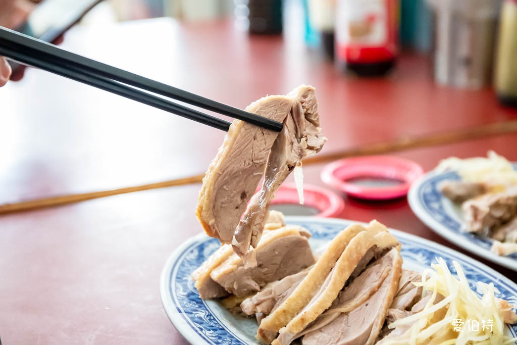 中壢瞎仔巷50年老麵店｜在地人從小吃到大的客家麵店 @愛伯特