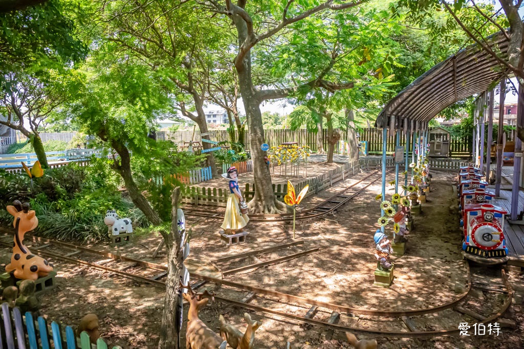桃園親子景點推薦｜向陽農場，門票全額折抵，向日葵花海烤肉餵動物 @愛伯特