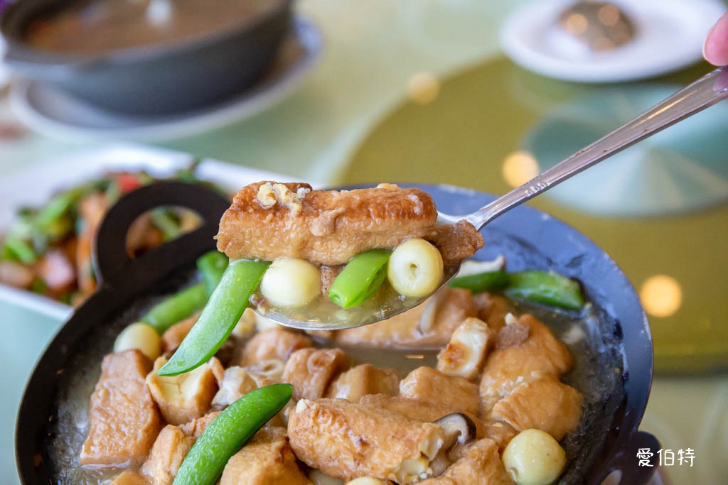 桃園親子景點推薦｜向陽農場，門票全額折抵，向日葵花海烤肉餵動物 @愛伯特