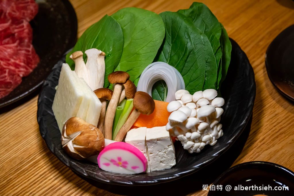 台北和牛火鍋吃到飽.牛小路壽喜燒(A5日本鹿兒島和牛吃到飽,清酒威士忌葡萄酒也可放題) - 第19張圖 台北和牛火鍋吃到飽.牛小路壽喜燒(A5日本鹿兒島和牛吃到飽,清酒威士忌葡萄酒也可放題)