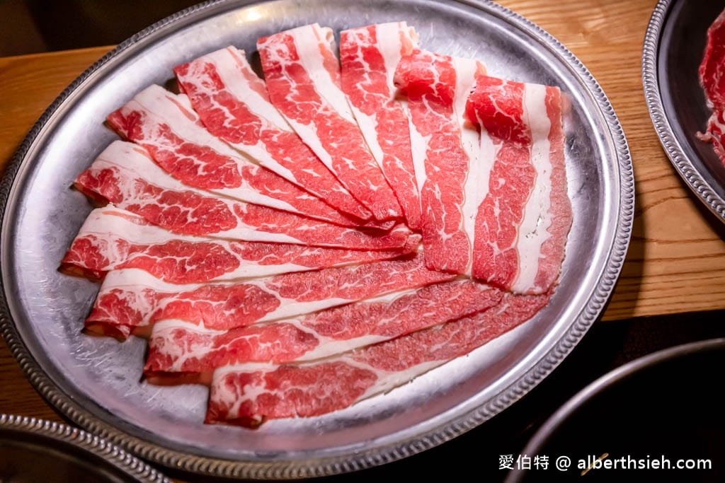 台北和牛火鍋吃到飽.牛小路壽喜燒(A5日本鹿兒島和牛吃到飽,清酒威士忌葡萄酒也可放題) - 第38張圖 台北和牛火鍋吃到飽.牛小路壽喜燒(A5日本鹿兒島和牛吃到飽,清酒威士忌葡萄酒也可放題)
