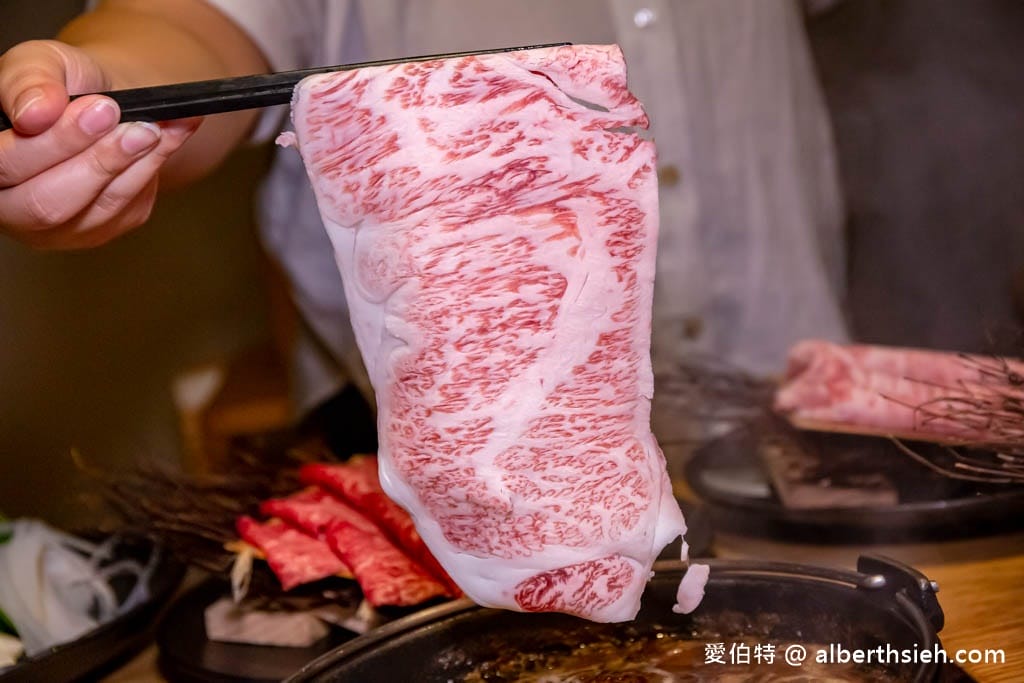 台北和牛火鍋吃到飽.牛小路壽喜燒(A5日本鹿兒島和牛吃到飽,清酒威士忌葡萄酒也可放題) - 第23張圖 台北和牛火鍋吃到飽.牛小路壽喜燒(A5日本鹿兒島和牛吃到飽,清酒威士忌葡萄酒也可放題)