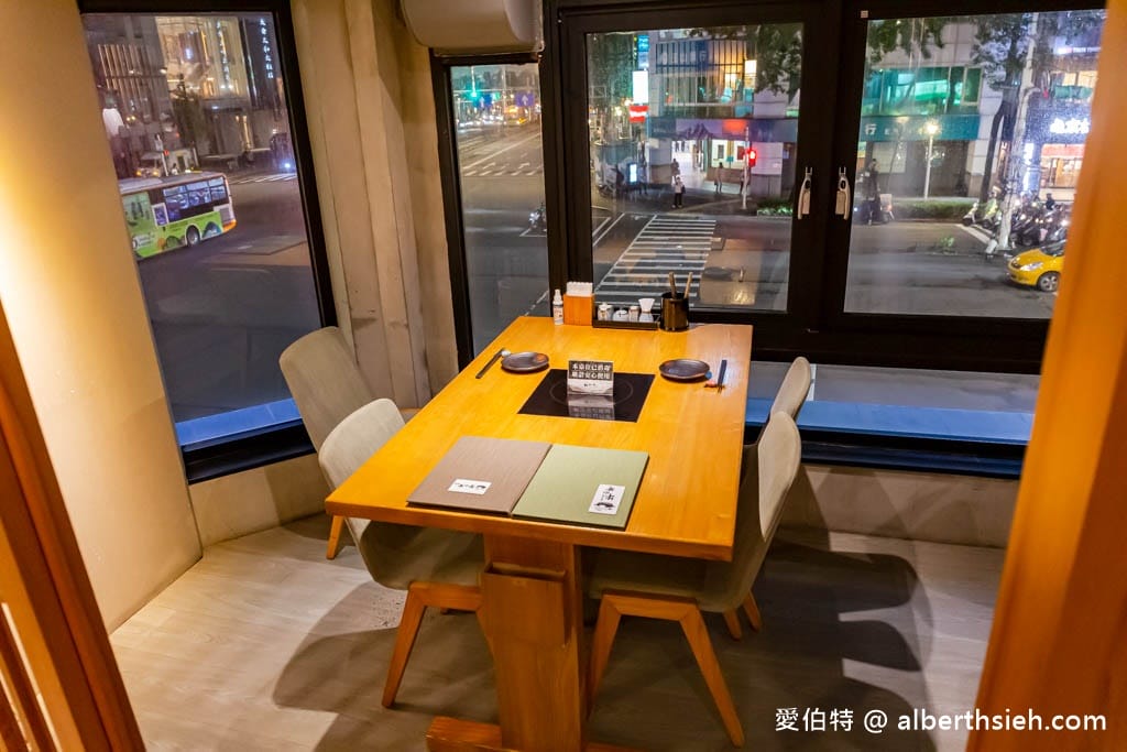 台北和牛火鍋吃到飽.牛小路壽喜燒(A5日本鹿兒島和牛吃到飽,清酒威士忌葡萄酒也可放題) - 第9張圖 台北和牛火鍋吃到飽.牛小路壽喜燒(A5日本鹿兒島和牛吃到飽,清酒威士忌葡萄酒也可放題)