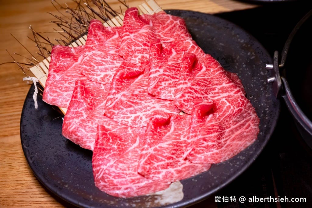 台北和牛火鍋吃到飽.牛小路壽喜燒(A5日本鹿兒島和牛吃到飽,清酒威士忌葡萄酒也可放題) - 第31張圖 台北和牛火鍋吃到飽.牛小路壽喜燒(A5日本鹿兒島和牛吃到飽,清酒威士忌葡萄酒也可放題)