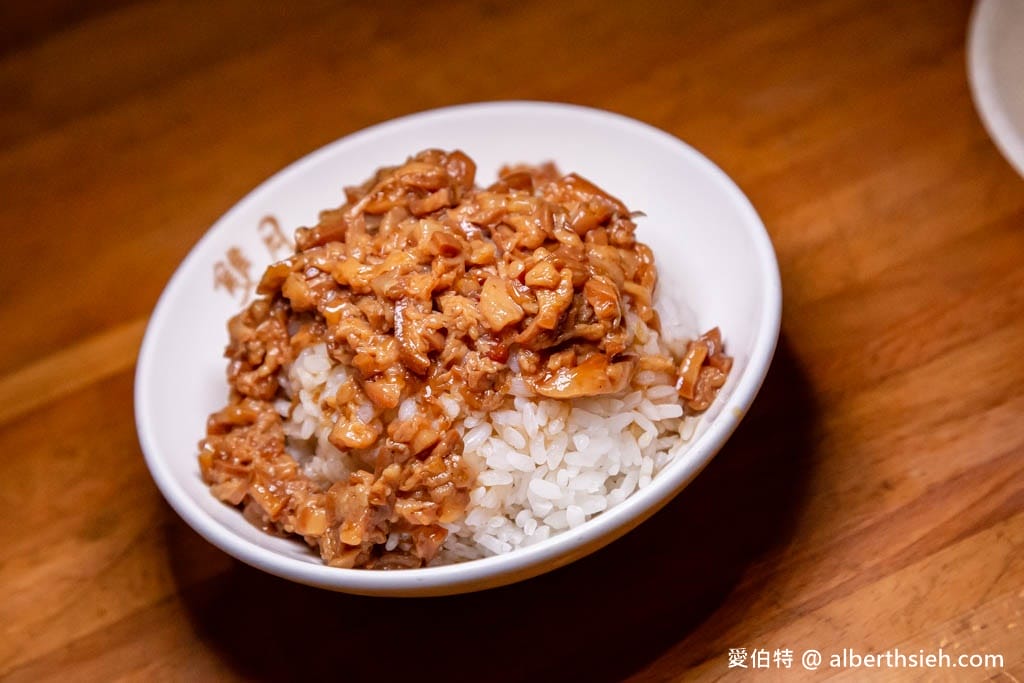 雙月食品社濟南店｜北捷善導寺美食（連續7年米其林必比登推薦）