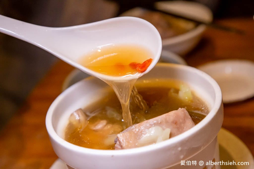 雙月食品社濟南店｜北捷善導寺美食（連續7年米其林必比登推薦）