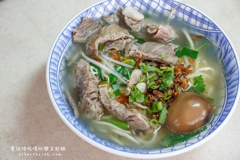 苗栗三義金榜麵館（料多實在超人氣客家美食排隊店）