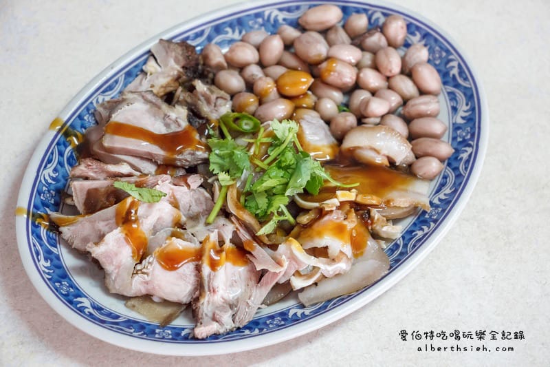 苗栗三義金榜麵館（料多實在超人氣客家美食排隊店）
