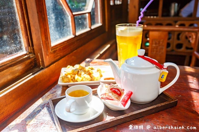 友竹居茶藝館｜中壢央大聚餐美食，古色古香的中式庭園造景
