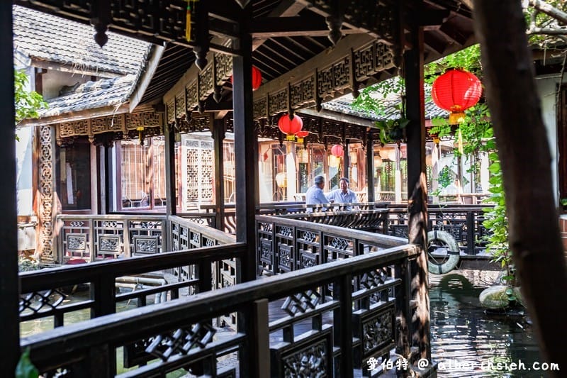 友竹居茶藝館｜中壢央大聚餐美食，古色古香的中式庭園造景