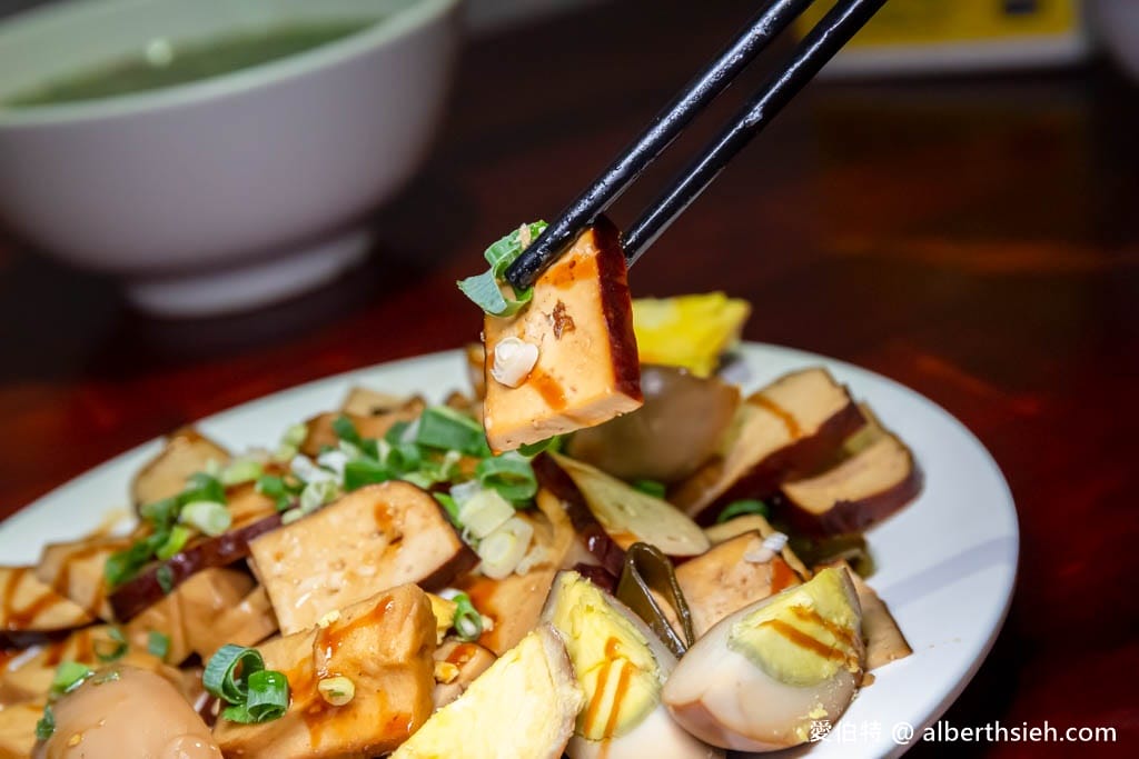 桃園八德傳奇原味牛肉麵|免費豆花&洛神花茶吃到飽!湯頭濃郁 - 第13張圖 桃園八德傳奇原味牛肉麵|免費豆花&洛神花茶吃到飽!湯頭濃郁
