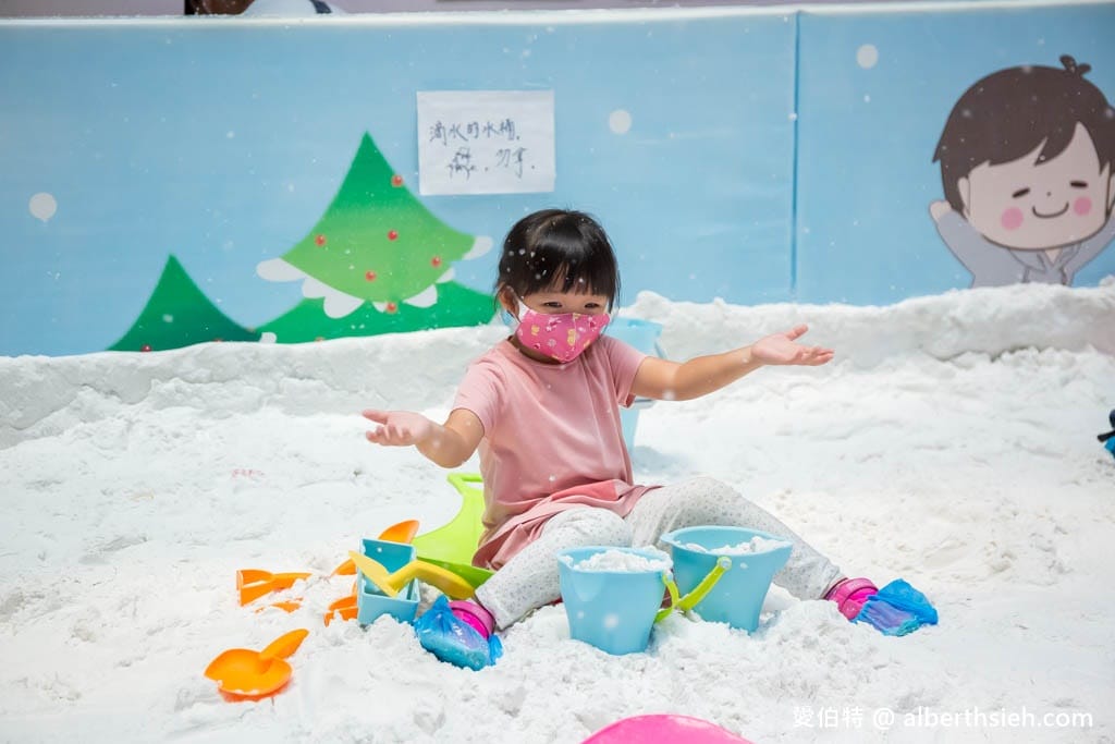 高雄科工館熱雪天堂兒童滑雪樂園2.0|室內親子景點 - 第26張圖 高雄科工館熱雪天堂兒童滑雪樂園2.0|室內親子景點