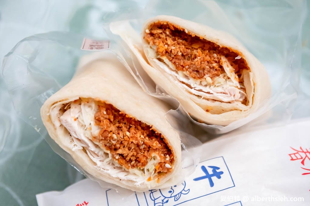 后里Kiss Me春米點心（18公分炸春捲，料多的棺材板，捲餅份量夠也好吃）