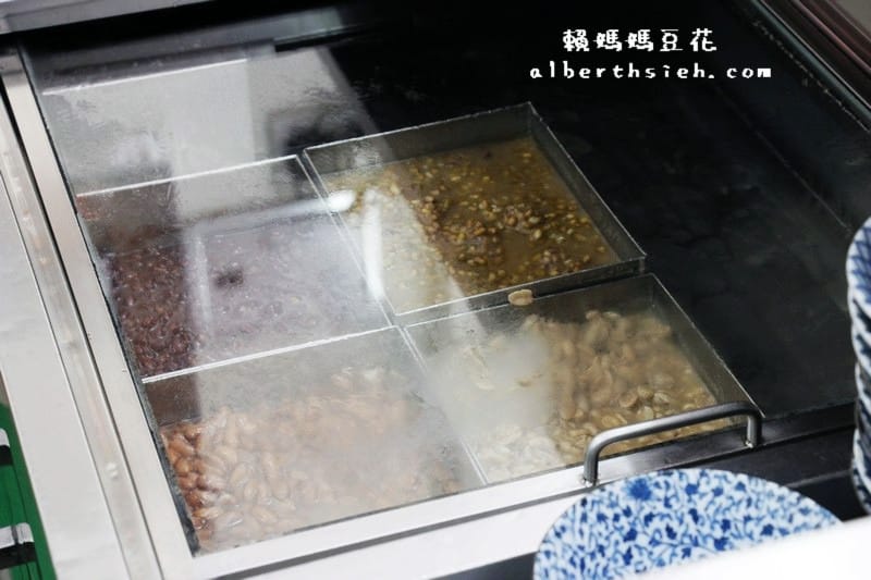 大溪老街賴媽媽傳統豆花體育館本店（在地超過50年歷史）