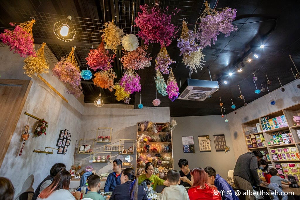 苗栗通霄美食|梁陳吉日複合式乾燥花餐廳(價格親民餐點美味) - 第11張圖 苗栗通霄美食|梁陳吉日複合式乾燥花餐廳(價格親民餐點美味)